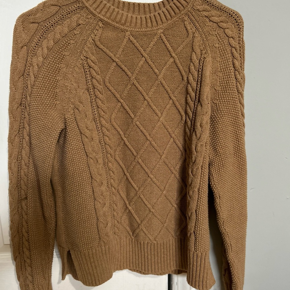 GAP Cable Knit Sweater